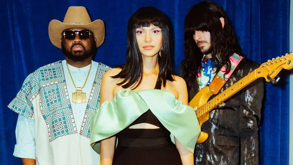 5 razones por las que Khruangbin es un grupo único